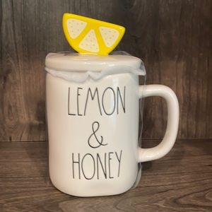 Rae Dunn LEMON & HONEY Mug with Lemon Topper